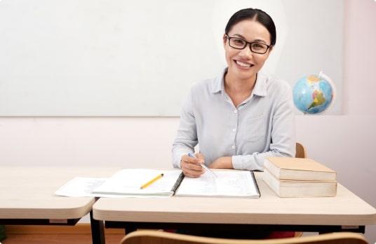 img_student-doing-test-min